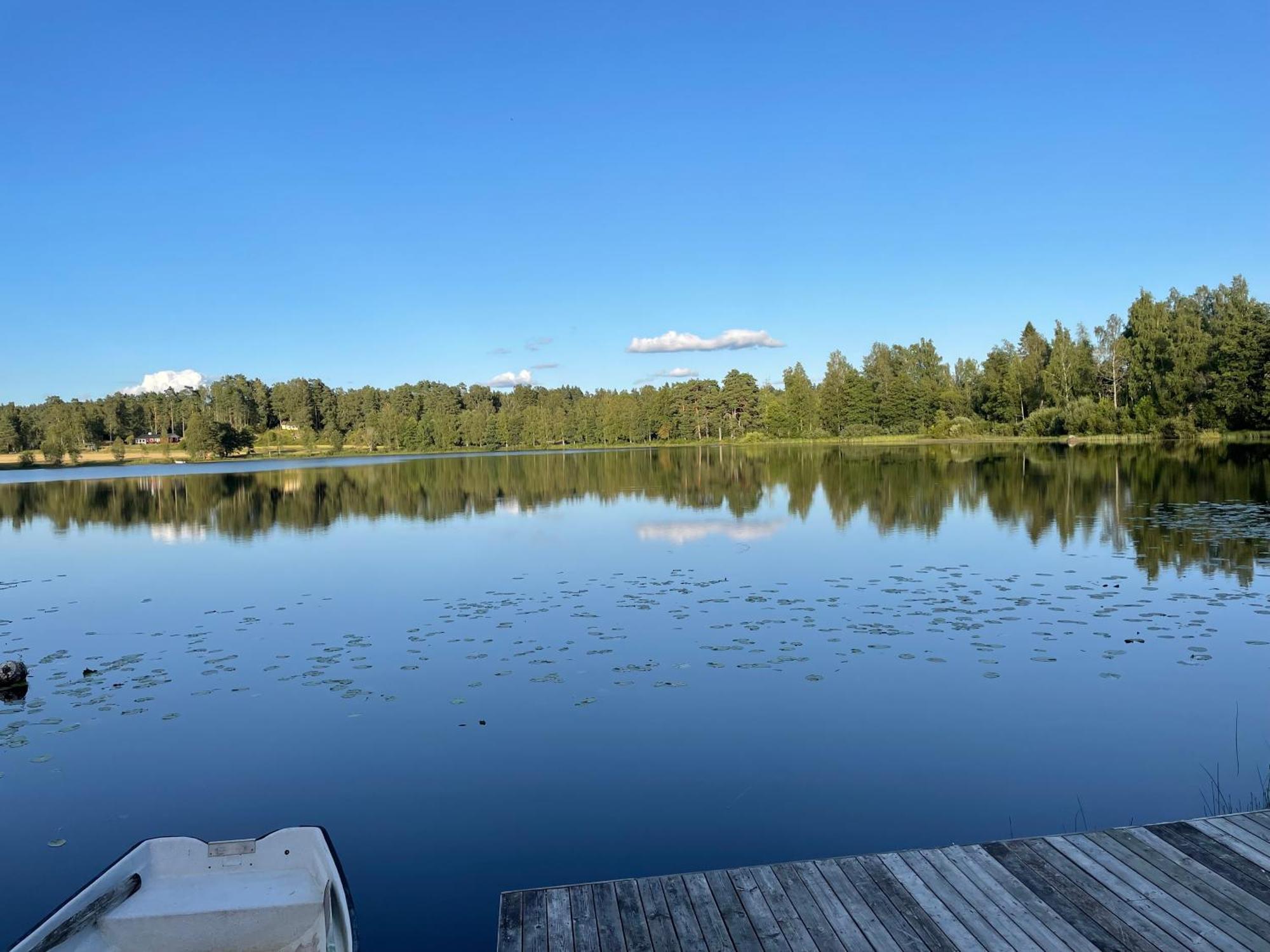 Feriehus Med Strandtomt I Smalands Naturskoena Miljoe Vaggeryd